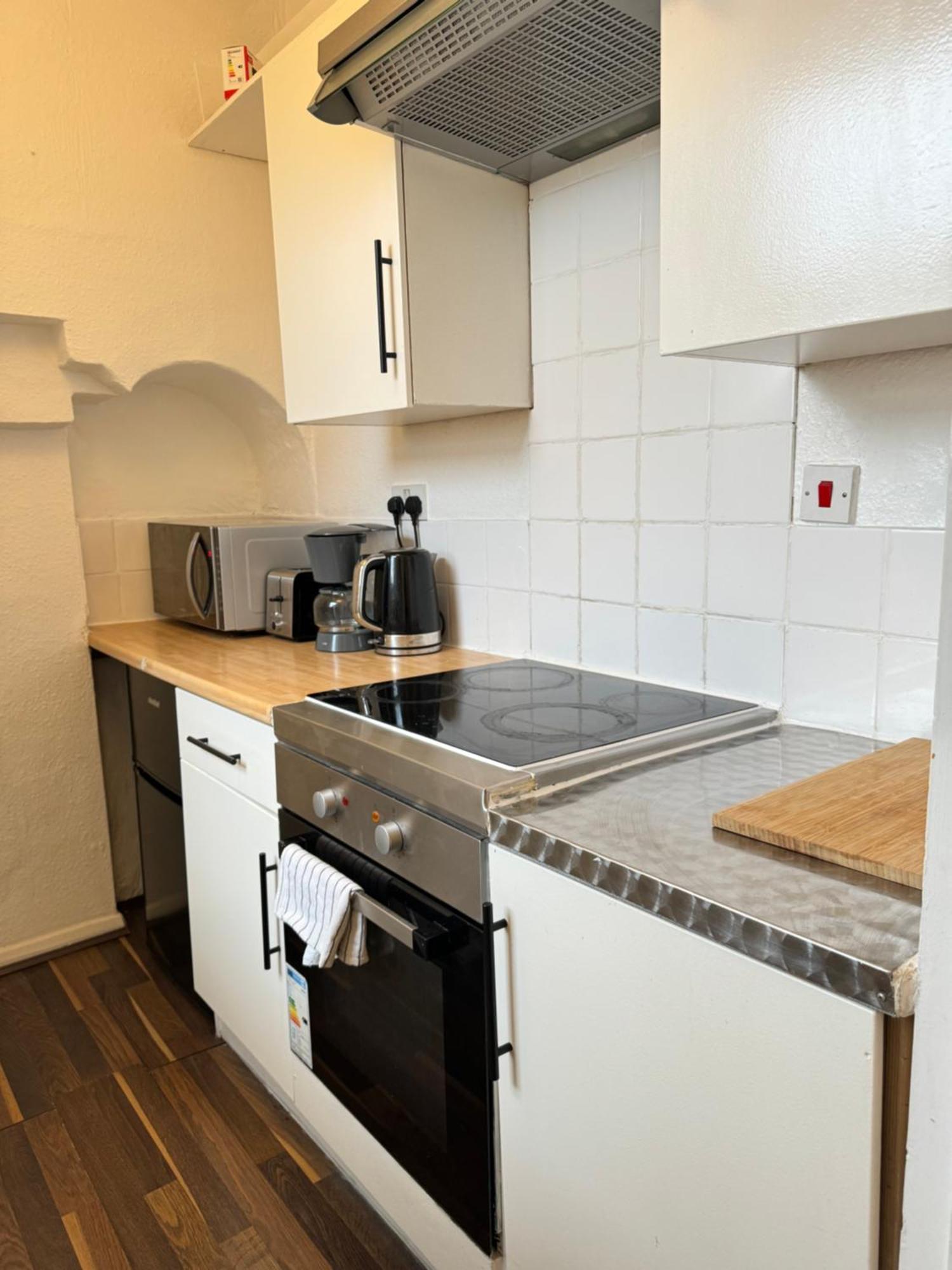 2 Bed Apt Sofa Bed Up To 6 London Eksteriør bilde